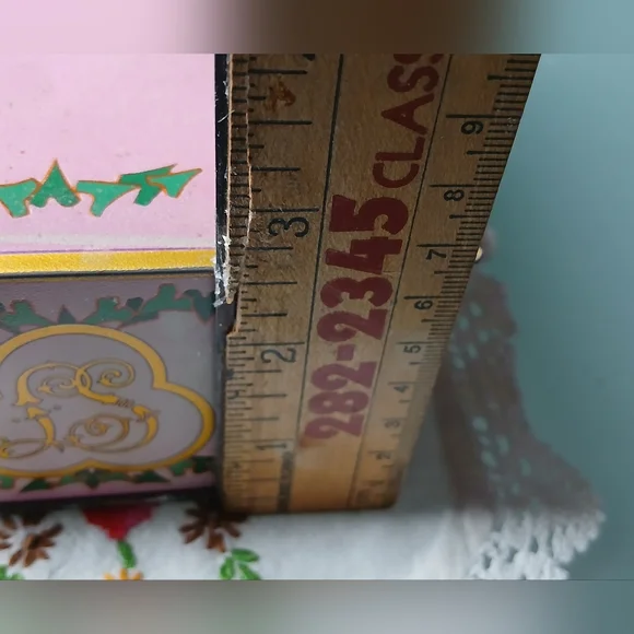 Vintage Louis Sherry Chocolate Tin - Picture 5 of 10